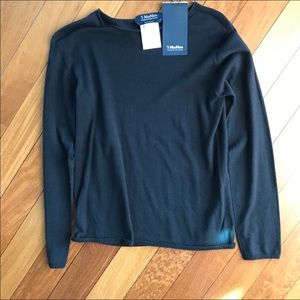 MaxMara long sleeve black tee
